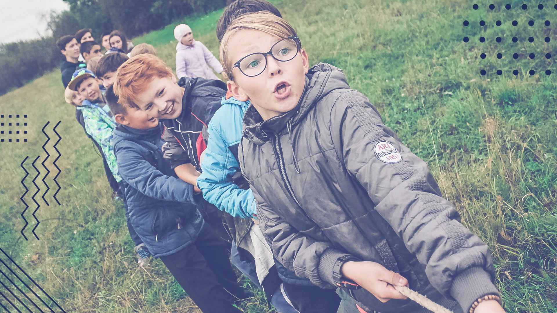 kids playuing tug of war