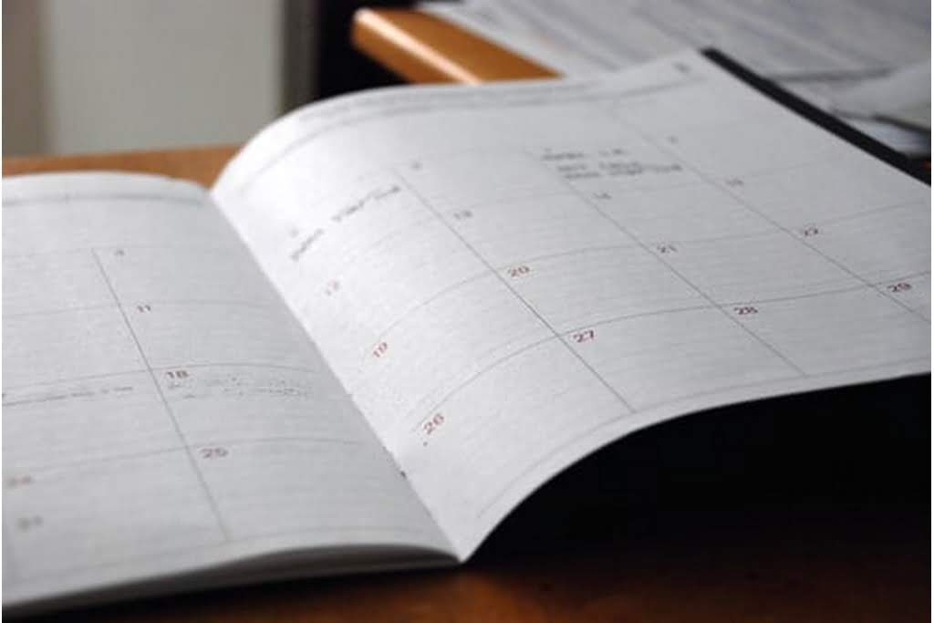 desk calendar