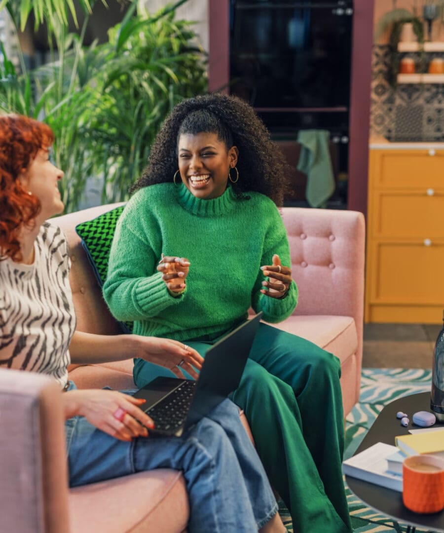 futurefund-overview Women chatting on the couch